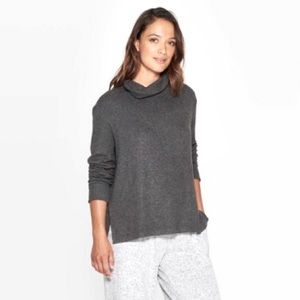 Stars Above Women’s Cashmink Lounge Top (Heather Grey)